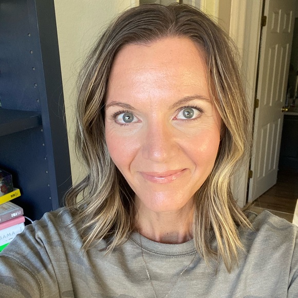 Meet your Posher, Ember - Picture 1 of 1